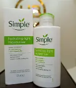 SIMPLE Hydrating Light Moisturiser kind to skin 125ml